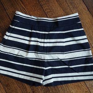 NWT Ann Taylor Pleated Shorts